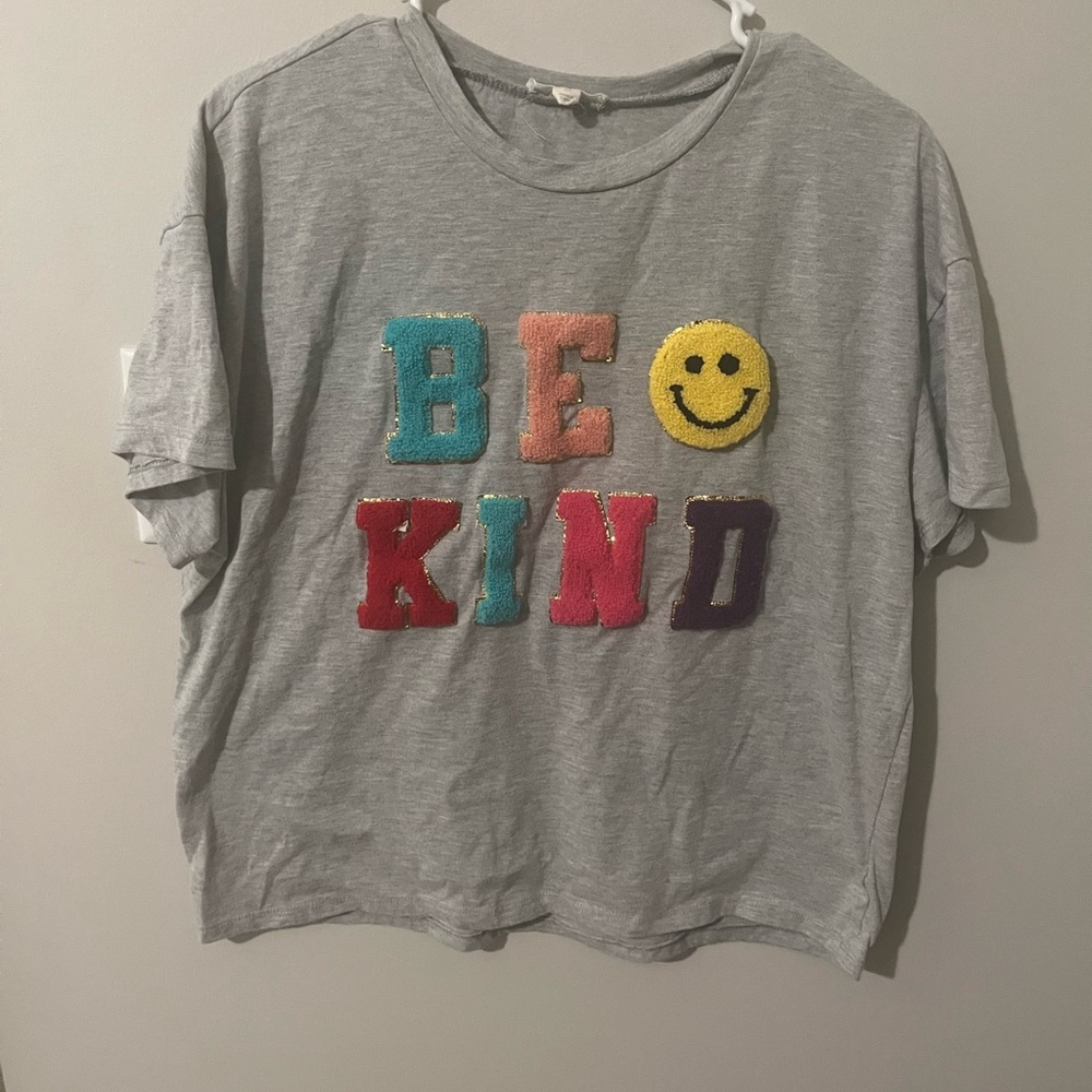 Gray “Be Kind” Top